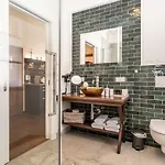 Premium Residences ラウリス