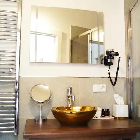Stammhaus - Premium Residences דירה ראוריס