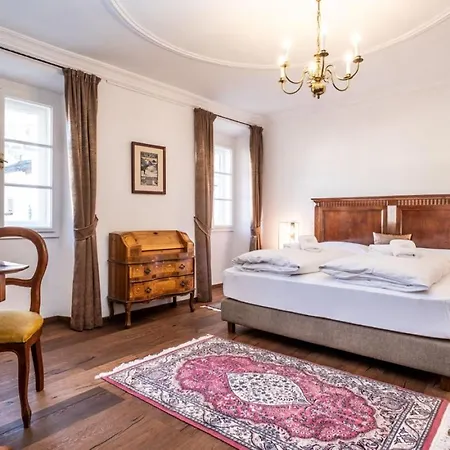 Stammhaus - Premium Residences דירה