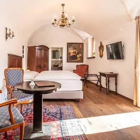 Stammhaus - Premium Residences דירה *